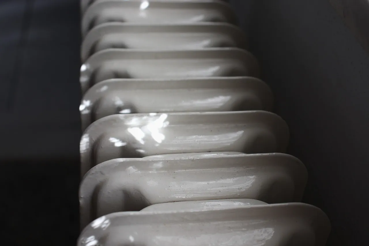 Wymiana grzejników żeliwnych: kiedy to się naprawdę opłaca?